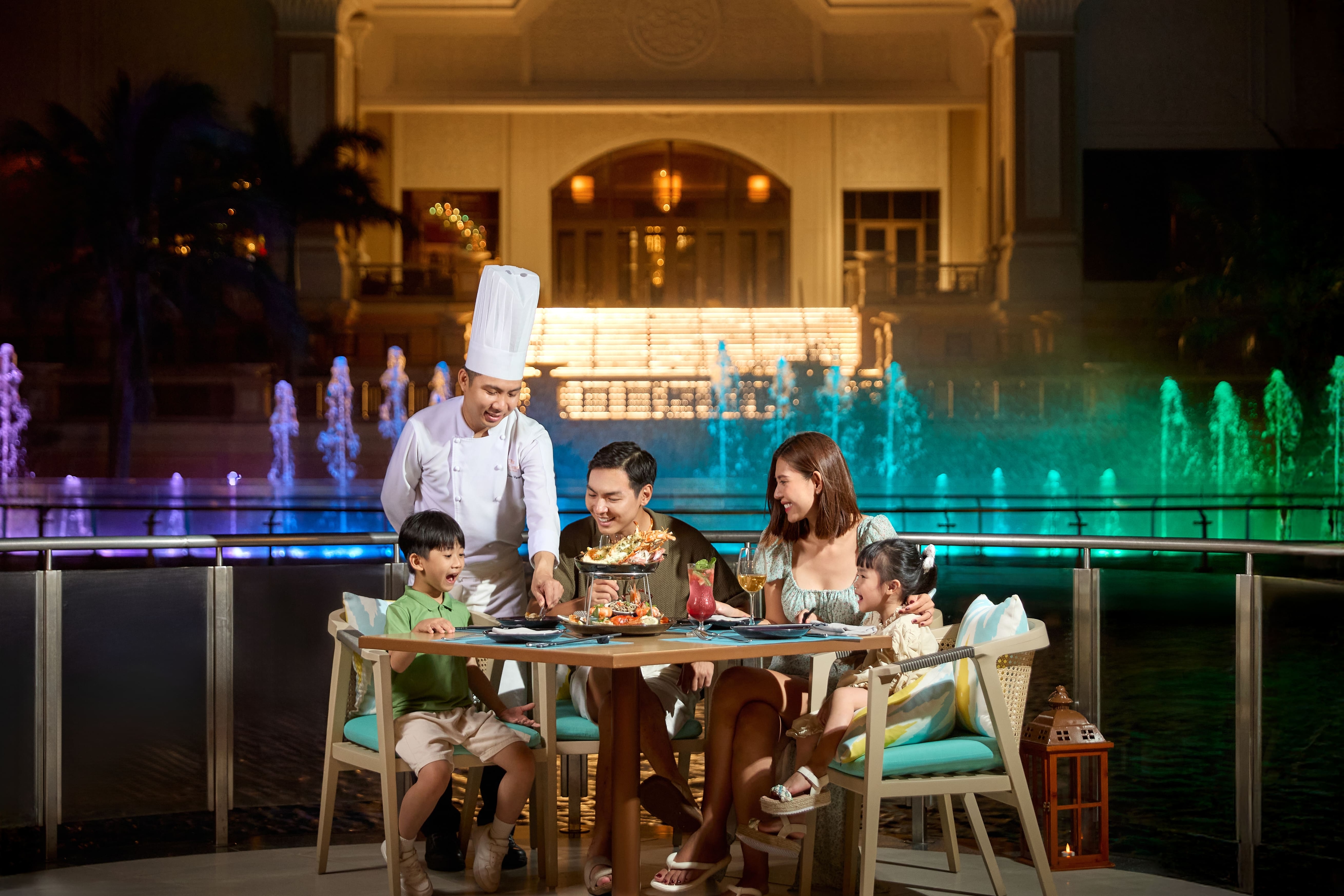 Khám Phá Hơn 17 Nhà Hàng, Quán Café & Quầy Bar Độc Đáo